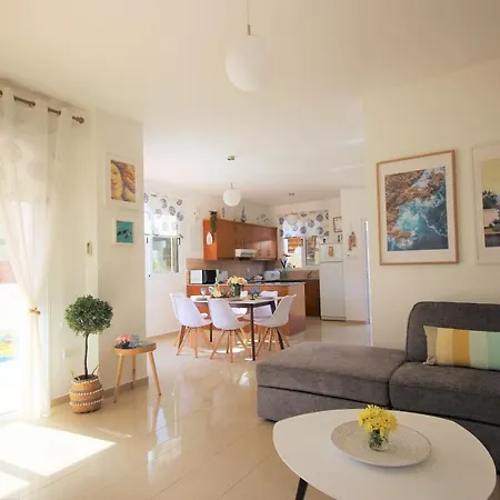 Palm Paradise Villa *