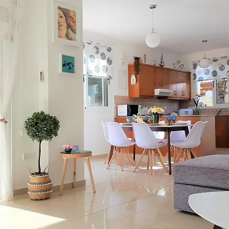 Palm Paradise Villa Aya Napa