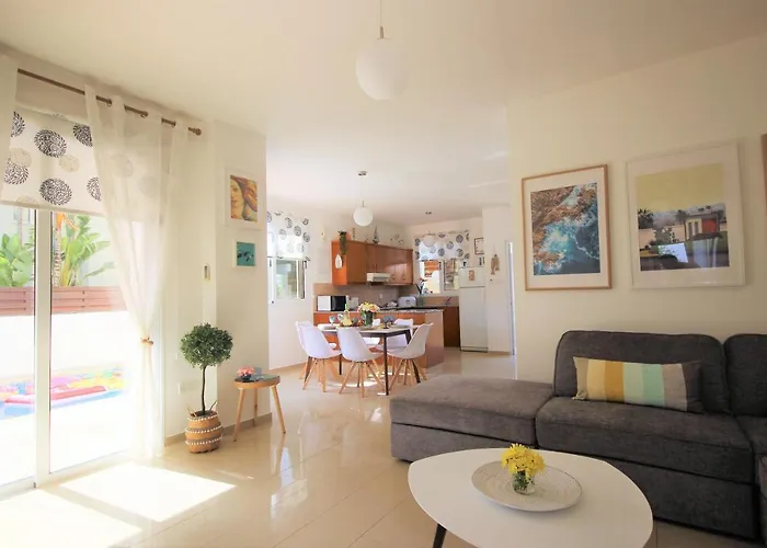 Palm Paradise Villa *