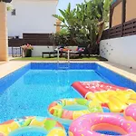 Palm Paradise Vilă Ayia Napa